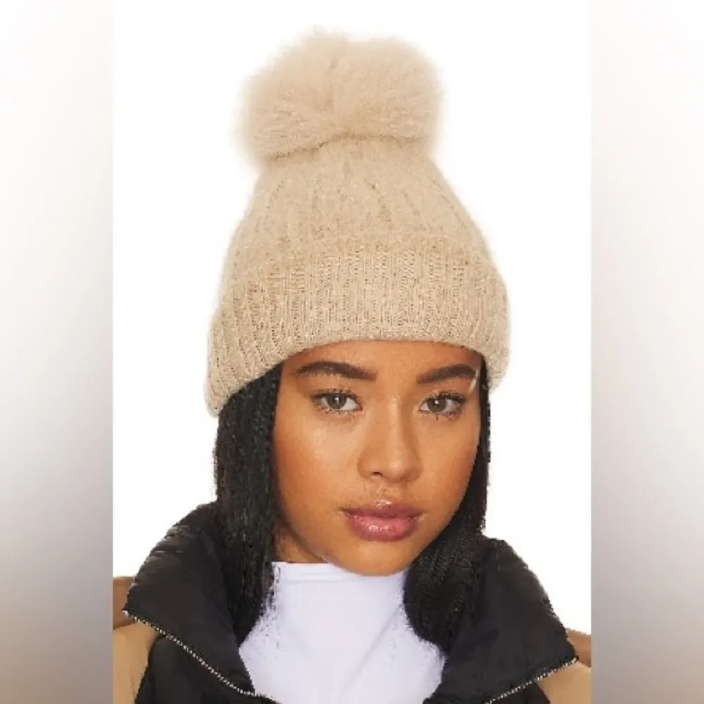 NWT Adrienne Landau Pom Pom Beanie